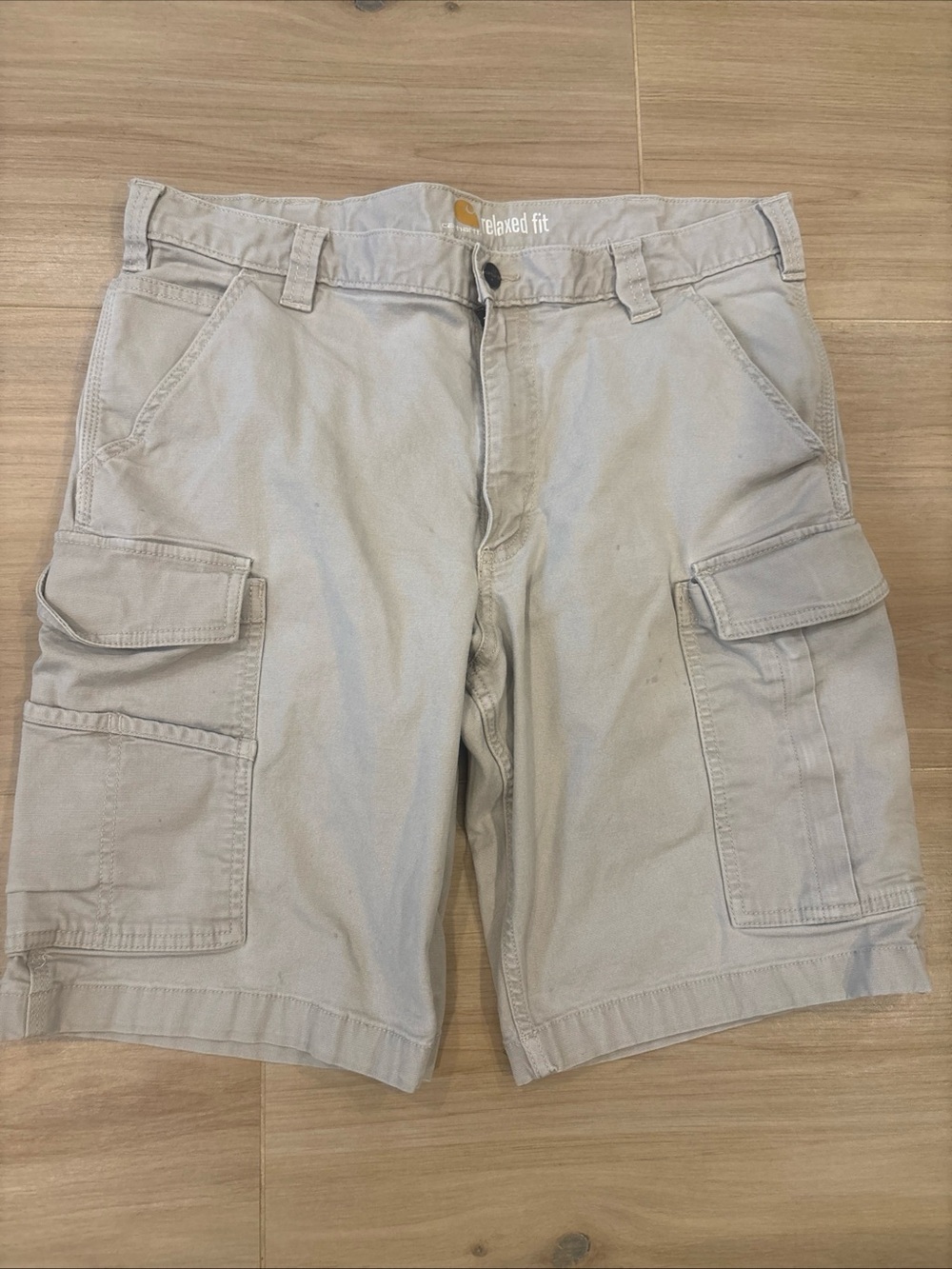 Carhartt Men’s Relaxed Fit Cargo Shorts in Light Khaki Size 36 Skater